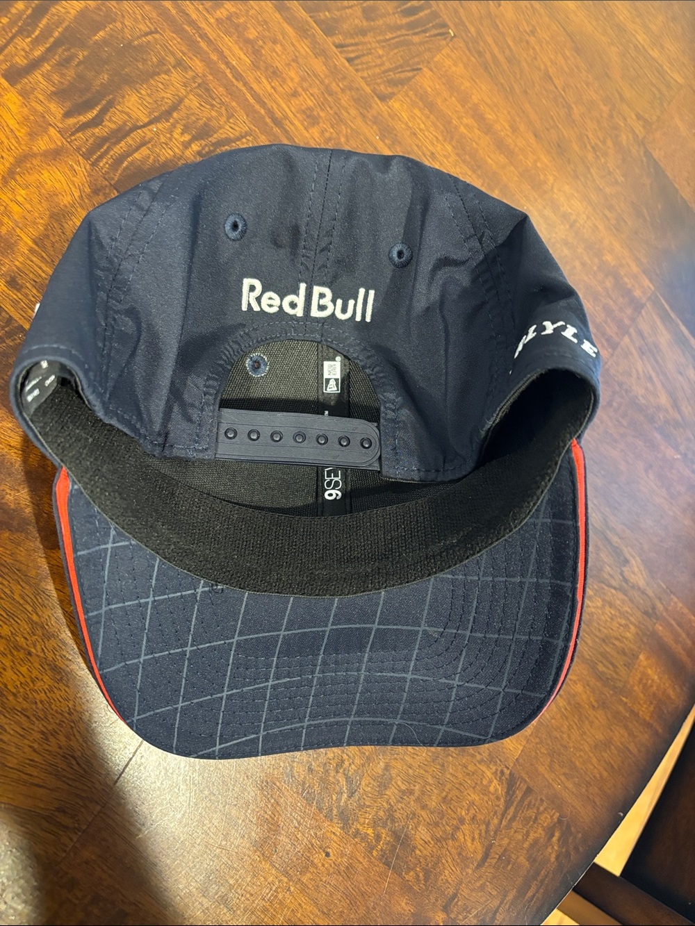 Oracle Red Bull Racing SnapBack Baseball Cap - Picture 7 of 8